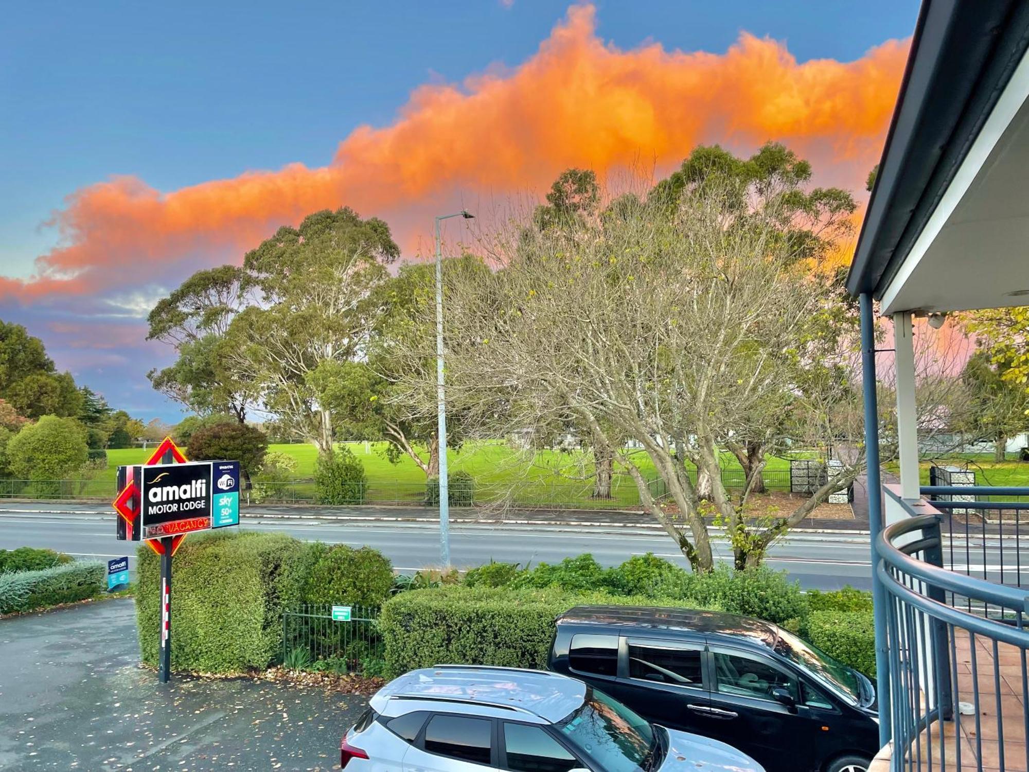 Amalfi Motor Lodge Christchurch Ngoại thất bức ảnh